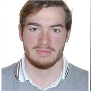 Estudiante de derecho y ADE y puedo dar clase al que este interesado en Madrid